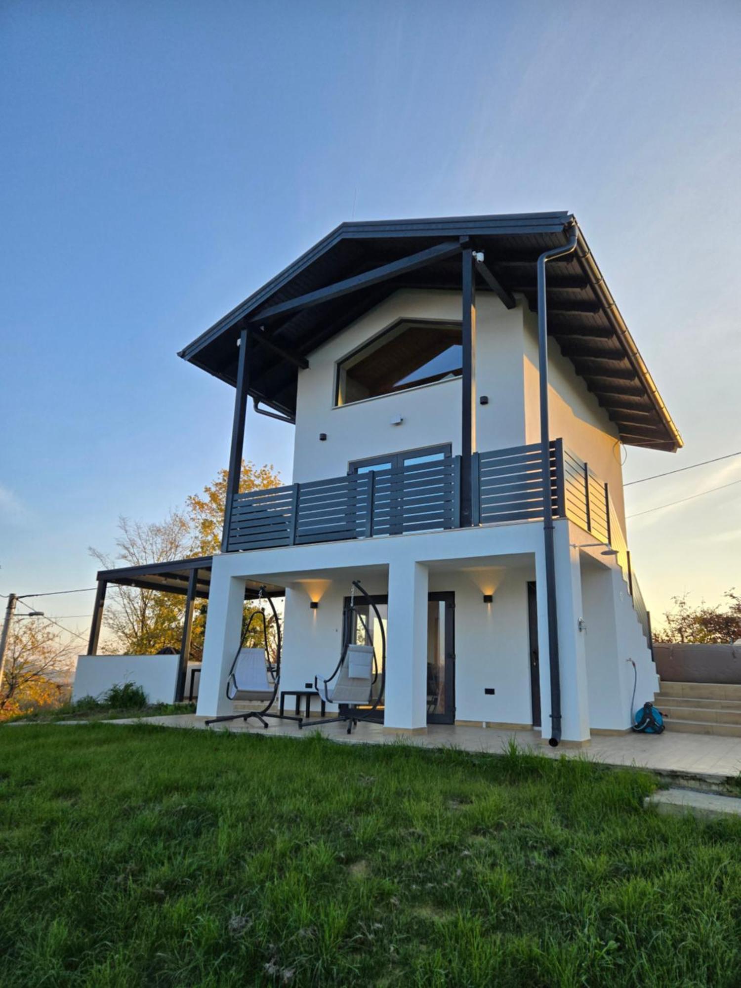 Villa Hill